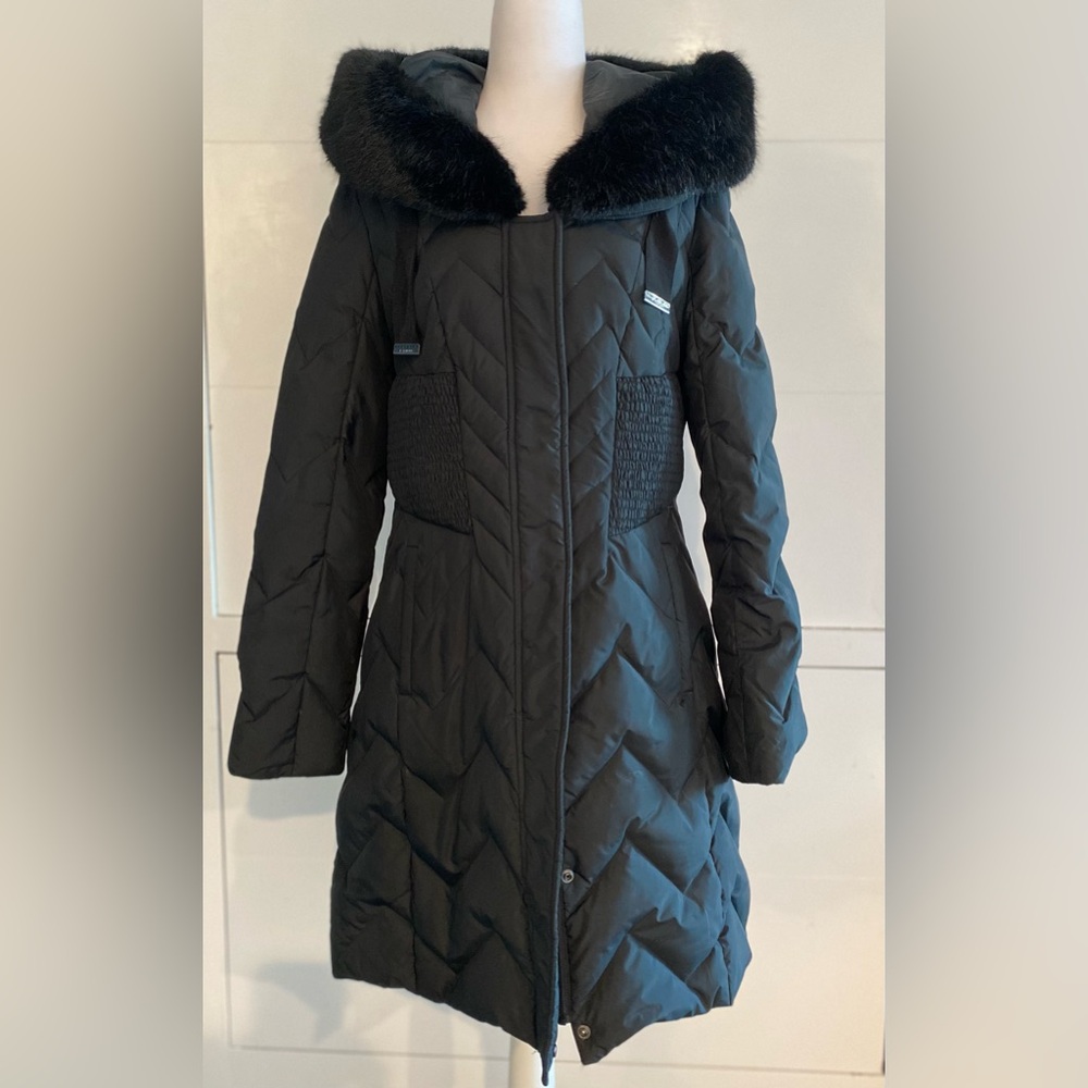 T Tahari Black Puffer Coat with Removable Fur Hood Lining
